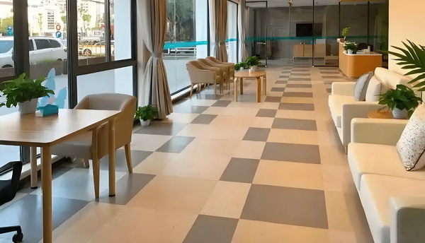 深圳深户申报_冯骥荐电影南京照相馆：没有抒情只有血的事实 冯骥荐电影惊人数量