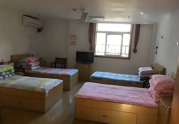 深圳 入户_不会唱歌却开演唱会，58岁的郑伊健消费情怀？ 不会唱歌独立公司作为制作